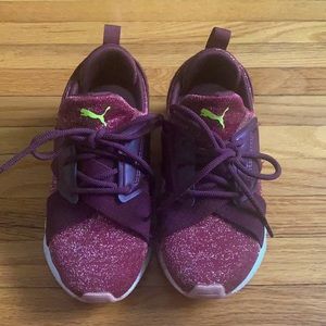 Little Girl 12 Puma sneakers